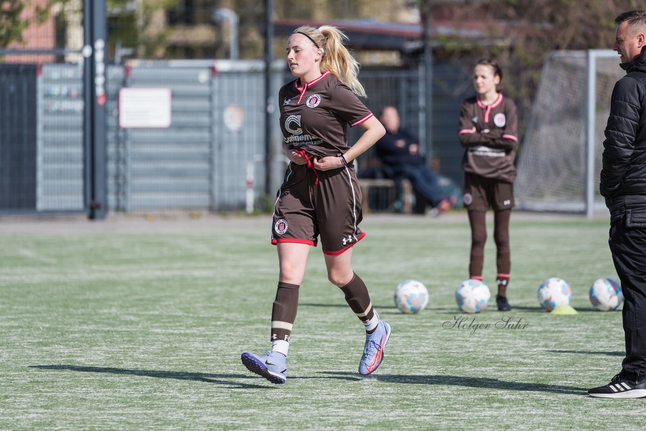 Bild 106 - wBJ St. Pauli - Walddoerfer : Ergebnis: 1:11